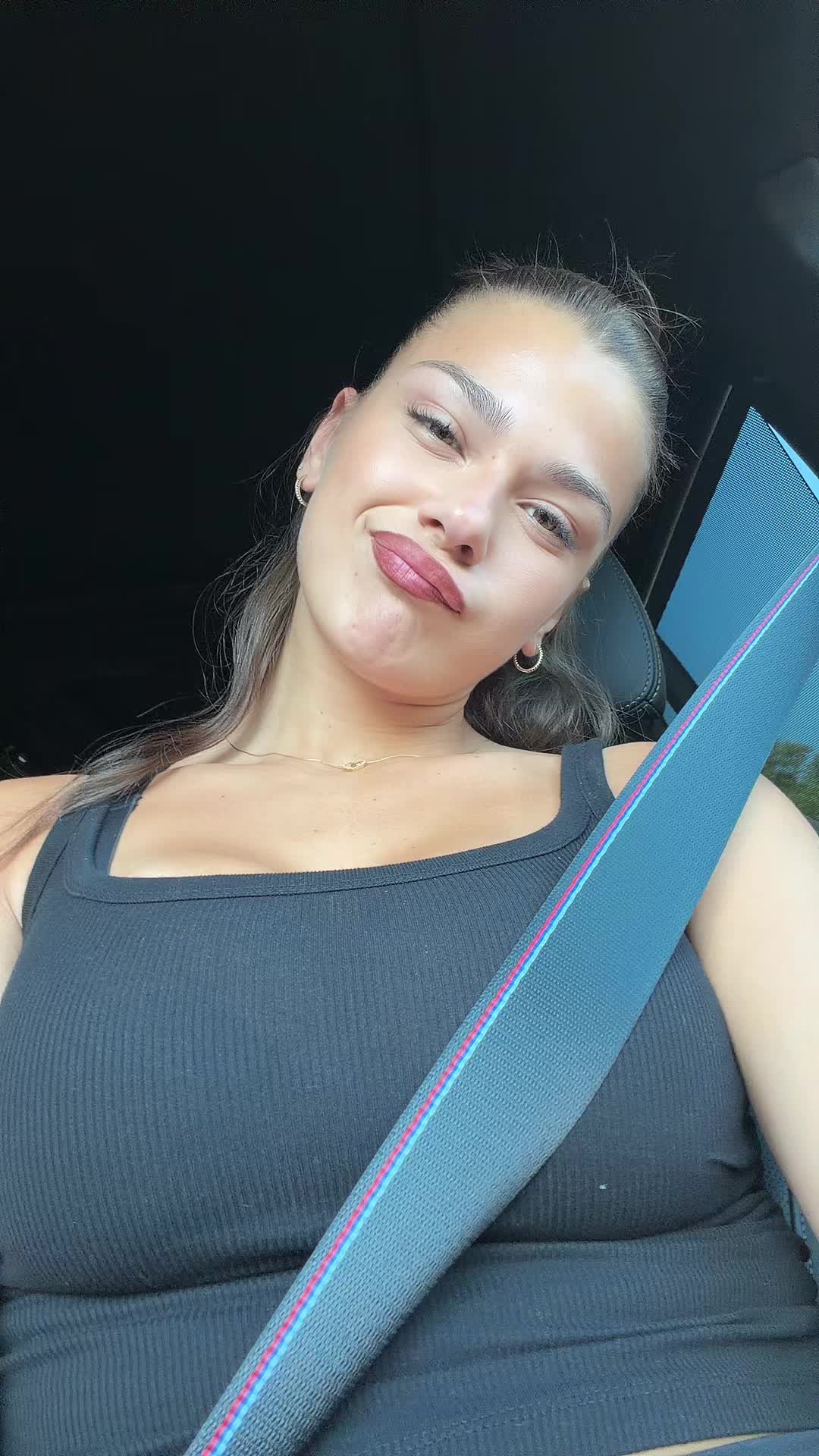 @Helenaxenia