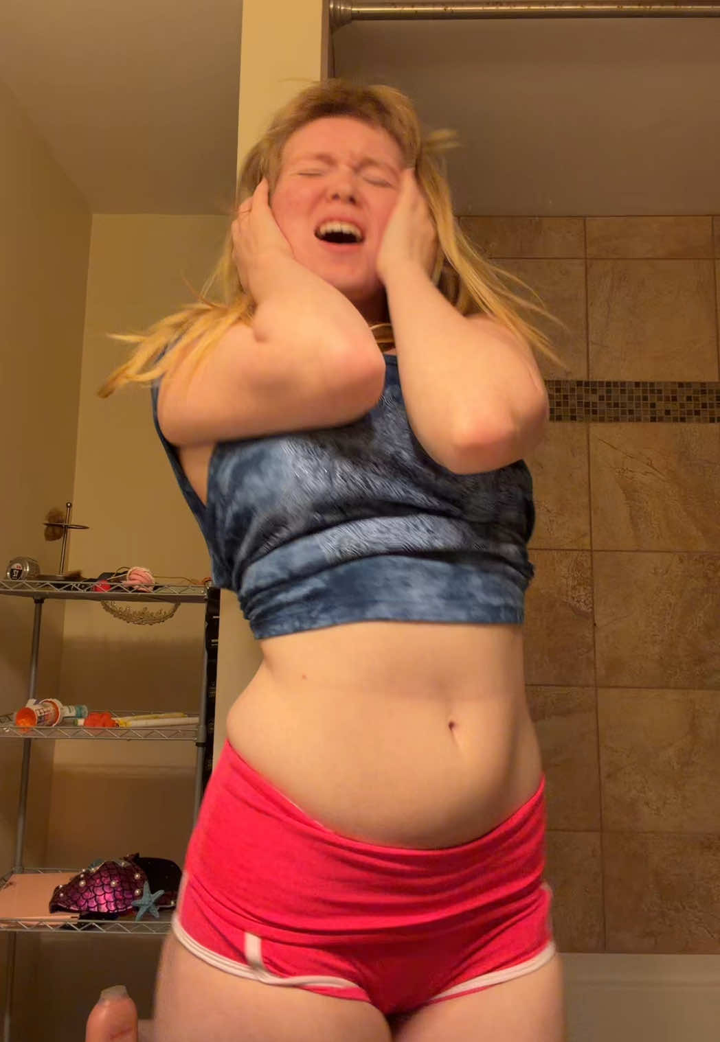 @CoolestLittleKitty 🎀