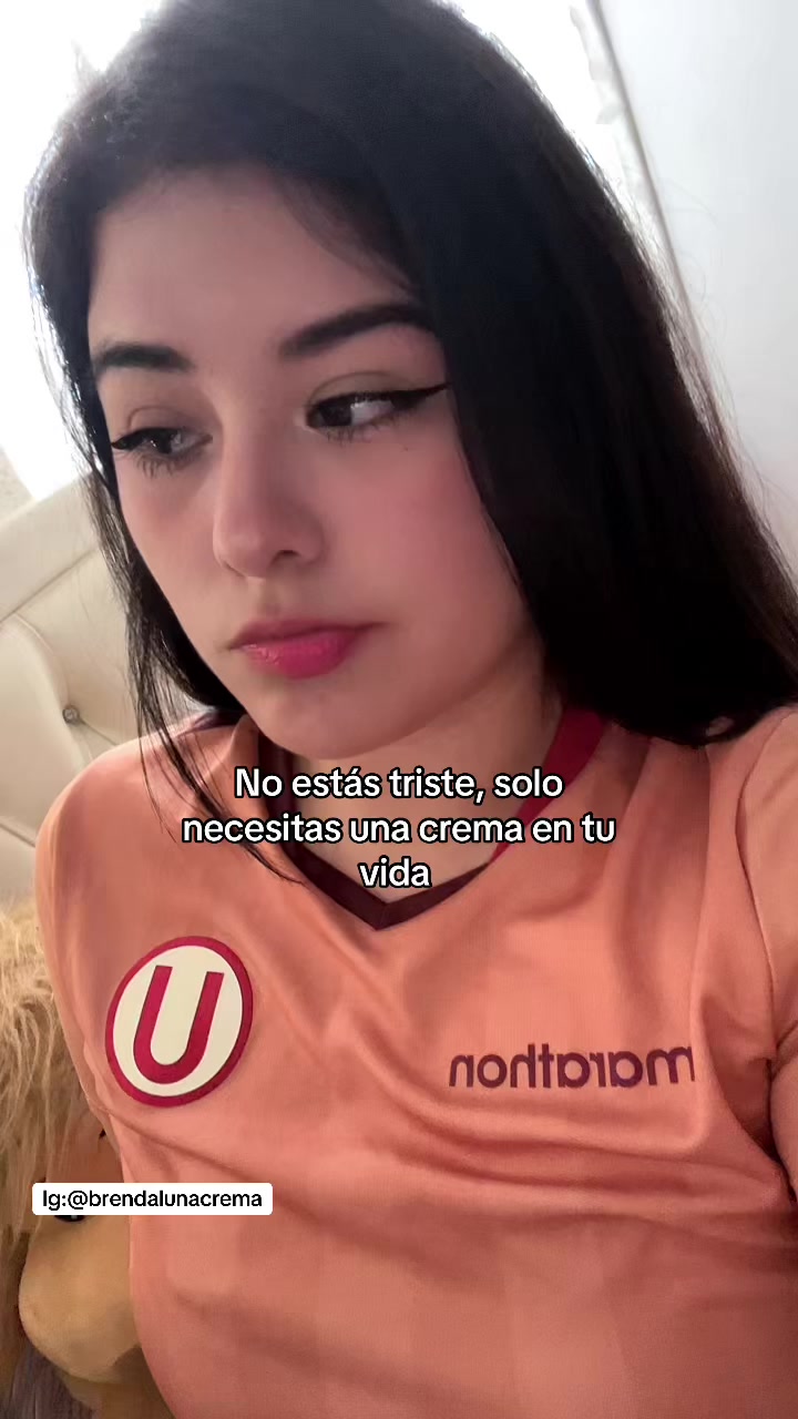 @Brendalunacrema