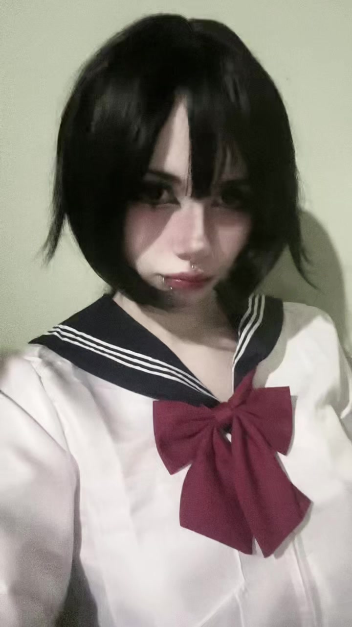 @☣︎
