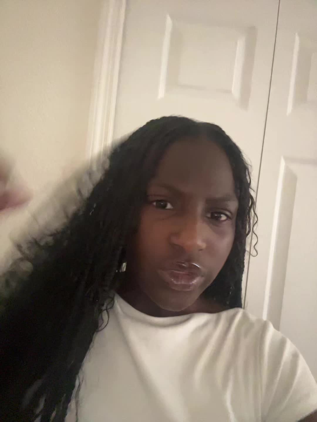 @𝓶𝔂𝓪 𝓼𝓱𝓪𝓷𝓮𝓵 💕