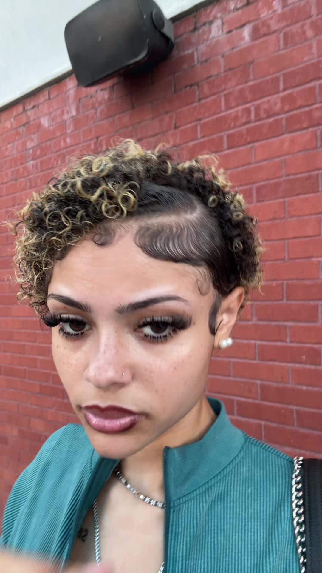 @ᰔᩚ 💋𝓐𝓼𝓱𝓵𝓮𝔂💋 ᰔᩚ