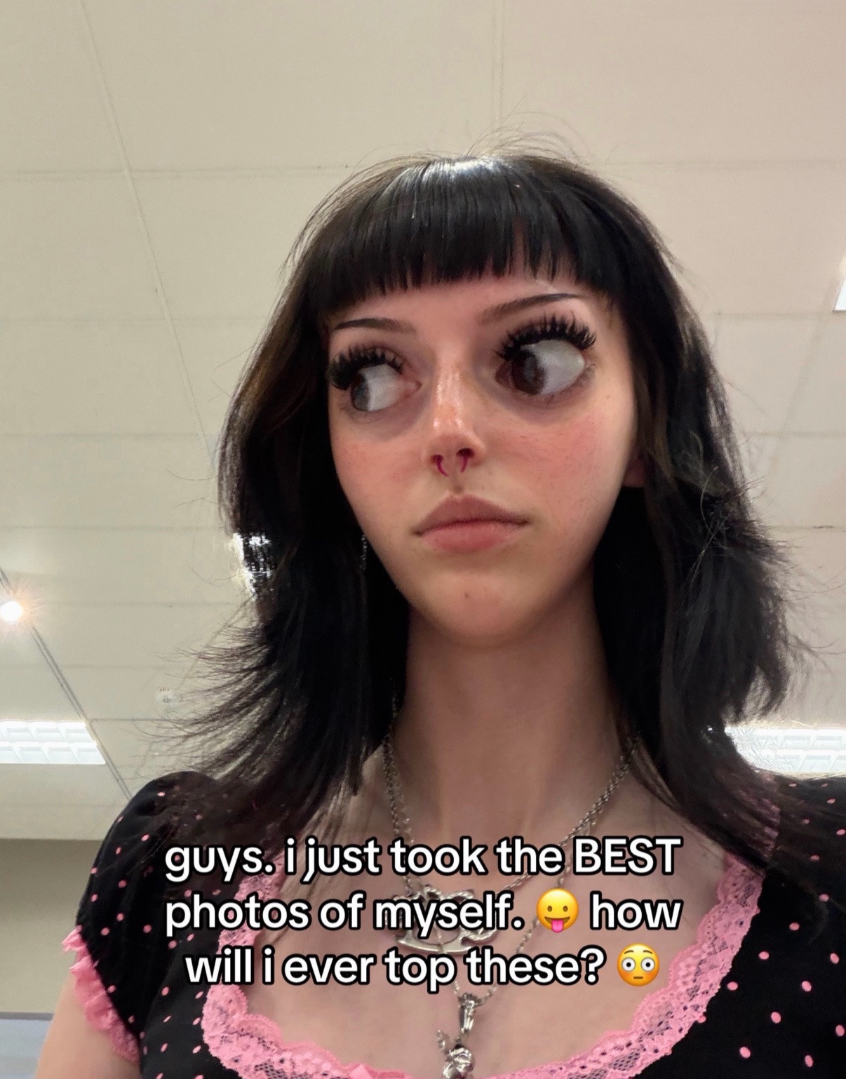 @⃟