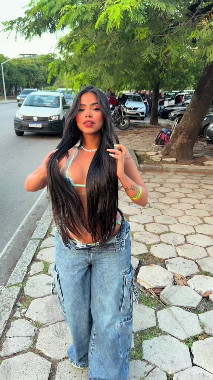 @indiaazinha083