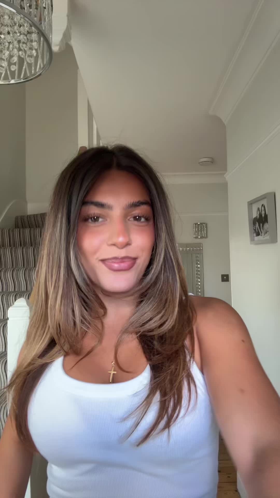 @isabella