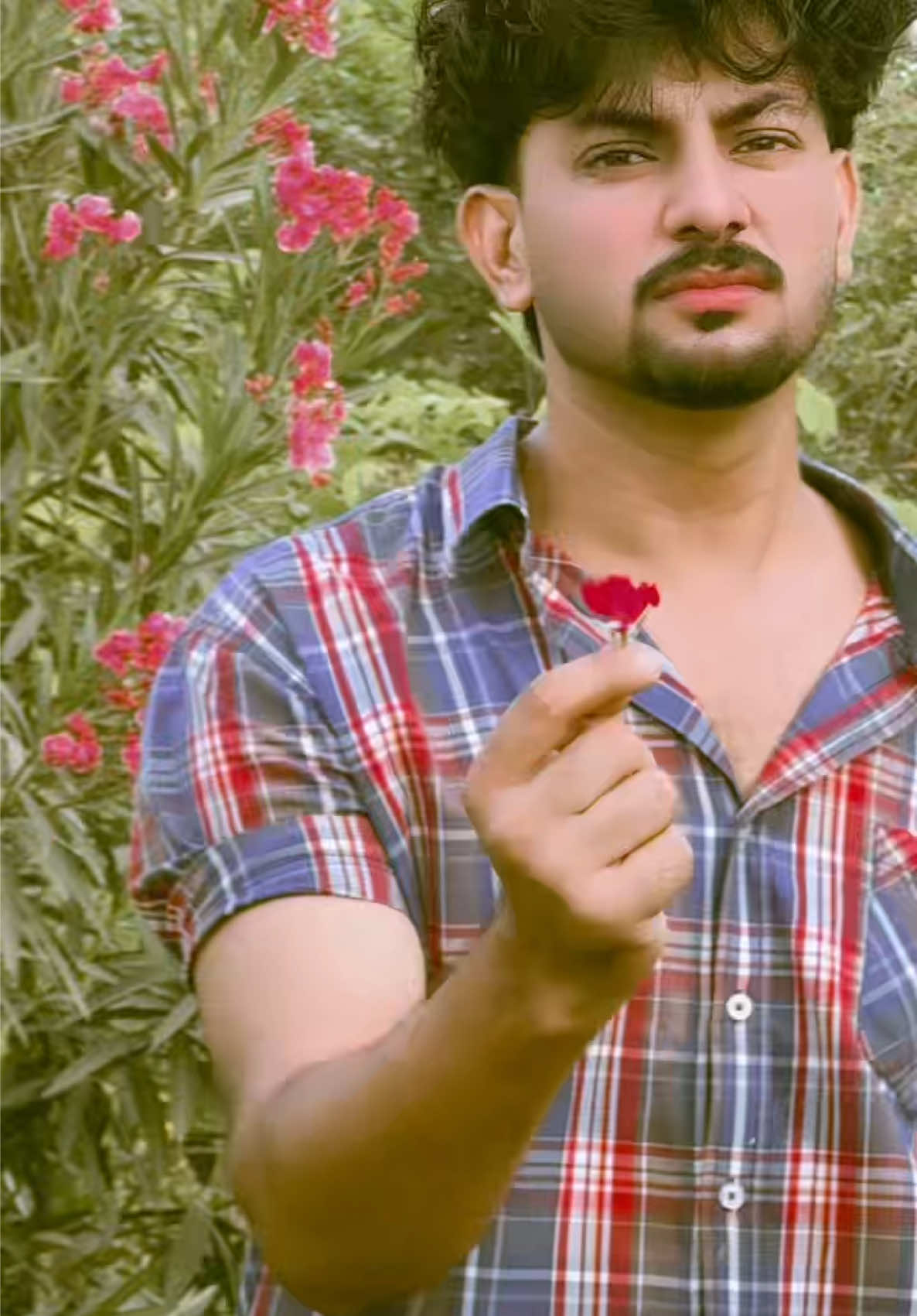 @👑شانی&ensp;کھچی😎