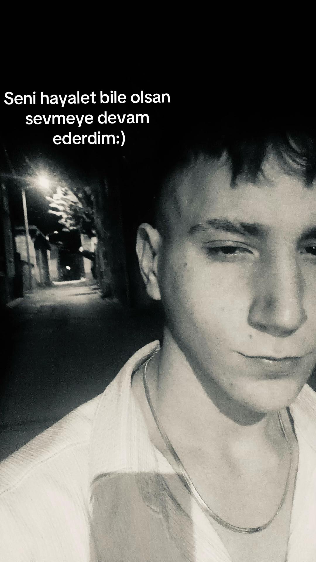 @𝓑𝓞𝓩𝓓𝓐𝓖̆🩸