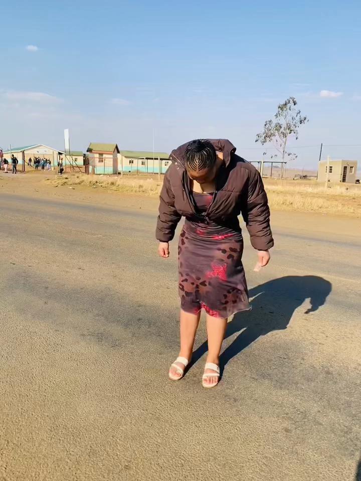 @lusandanene4