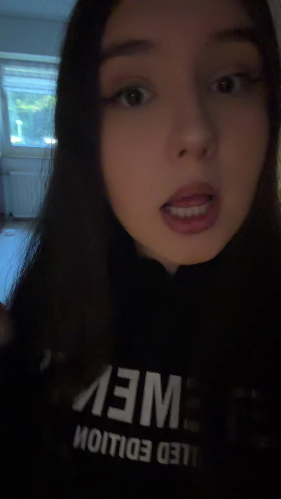 @leryyave$