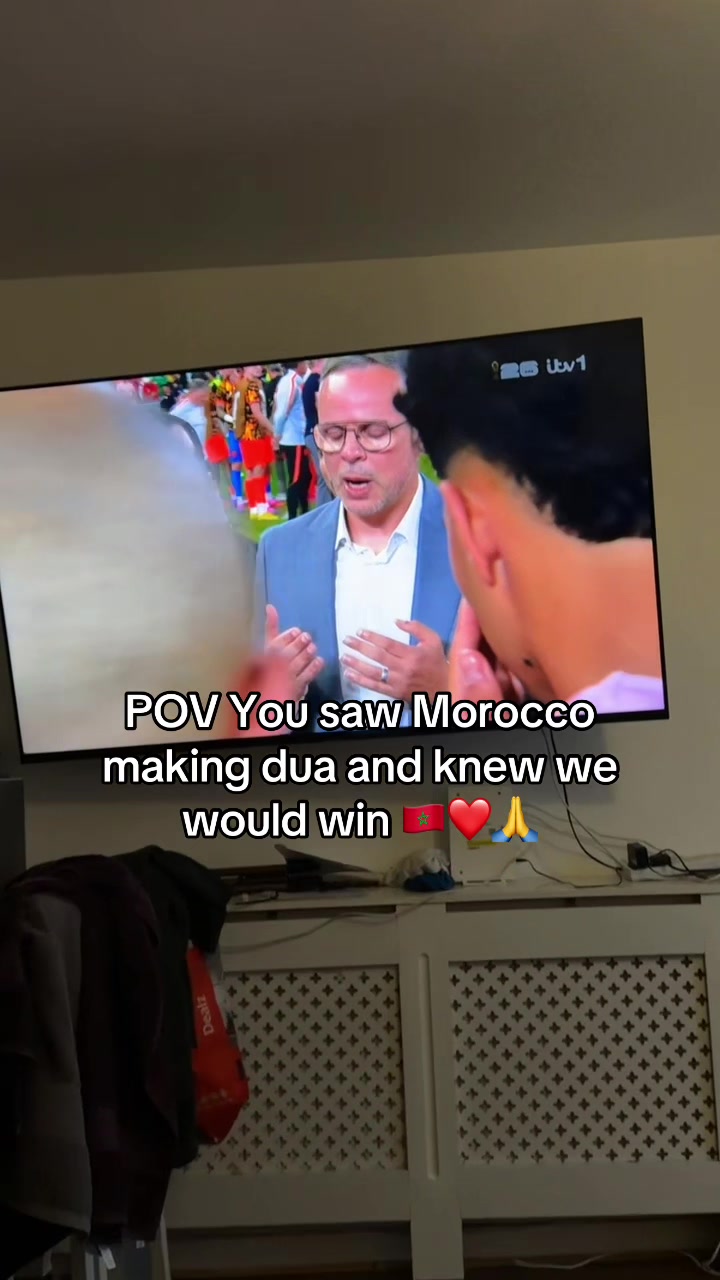 @Rbow