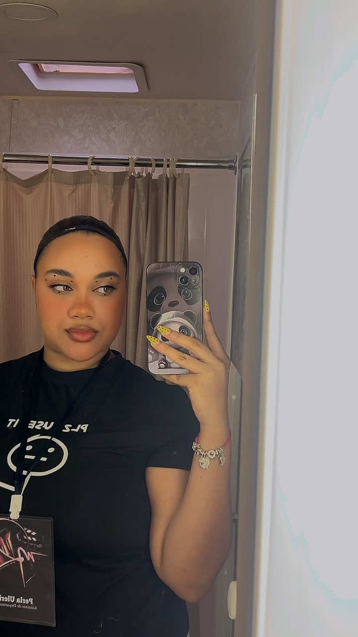 @Pm.💫