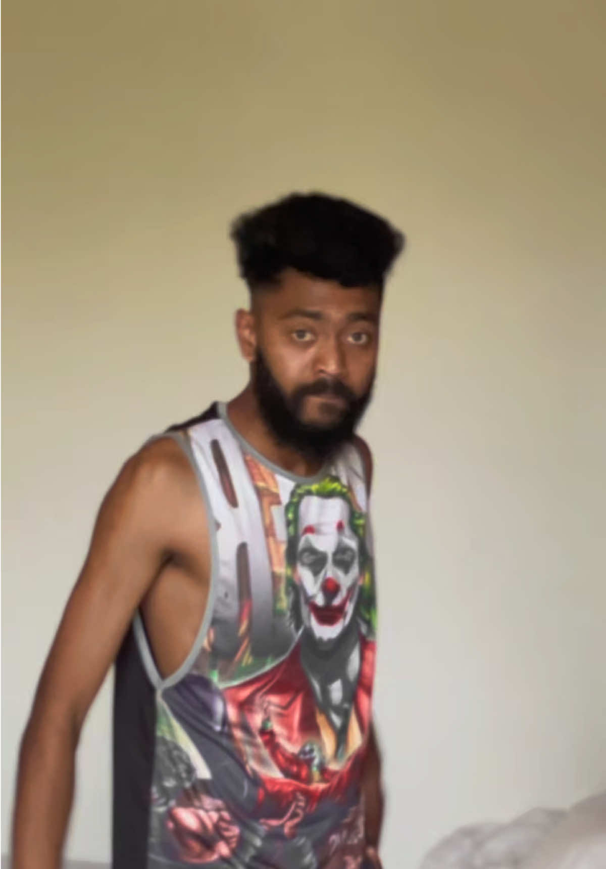 @𝗥 𝗲 𝗱 𝗹𝗼𝗴𝗲𝘀𝗵🕷️