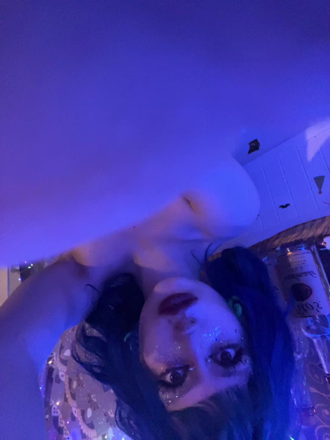@delilah 🐝💛
