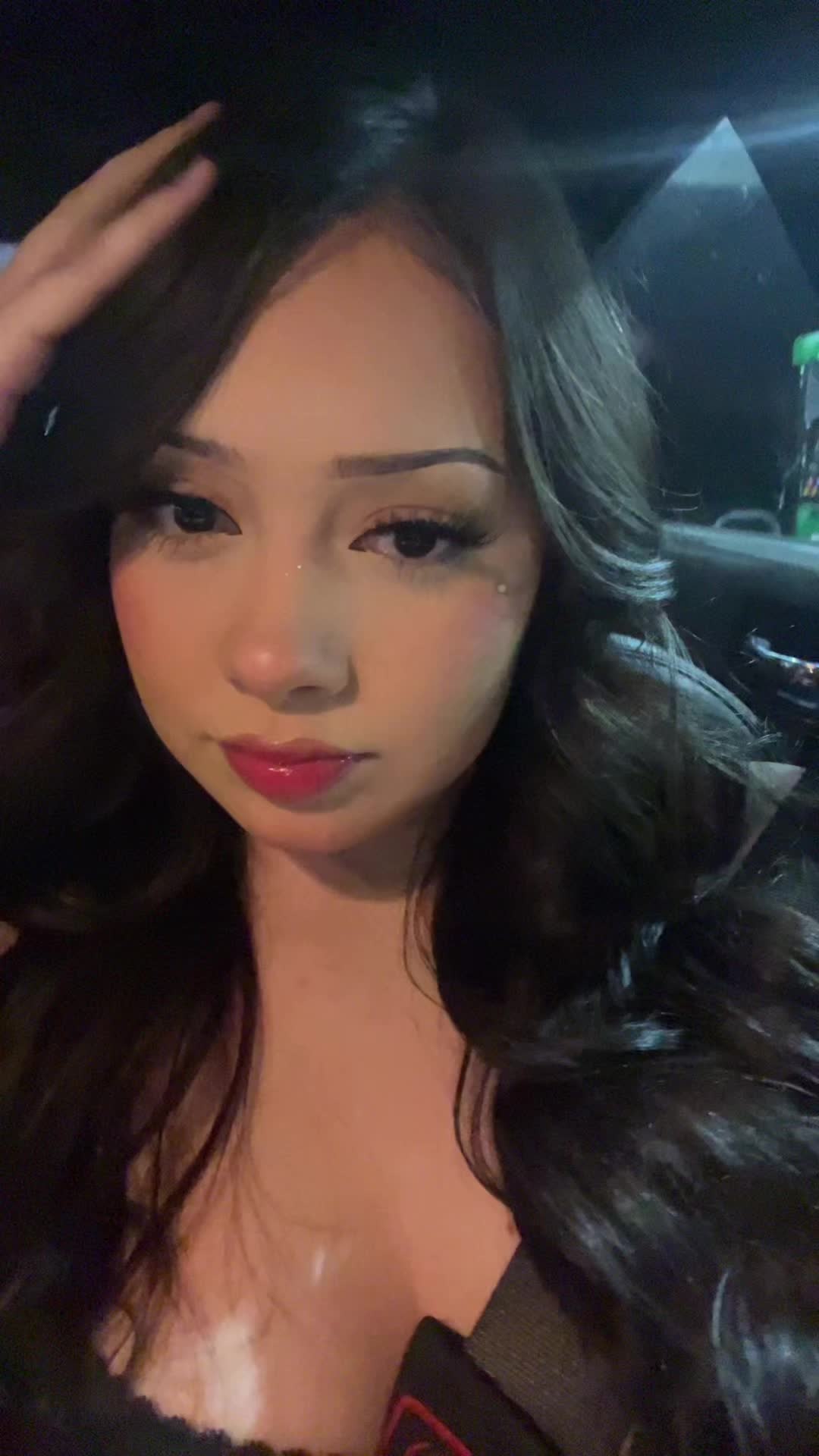 @<3