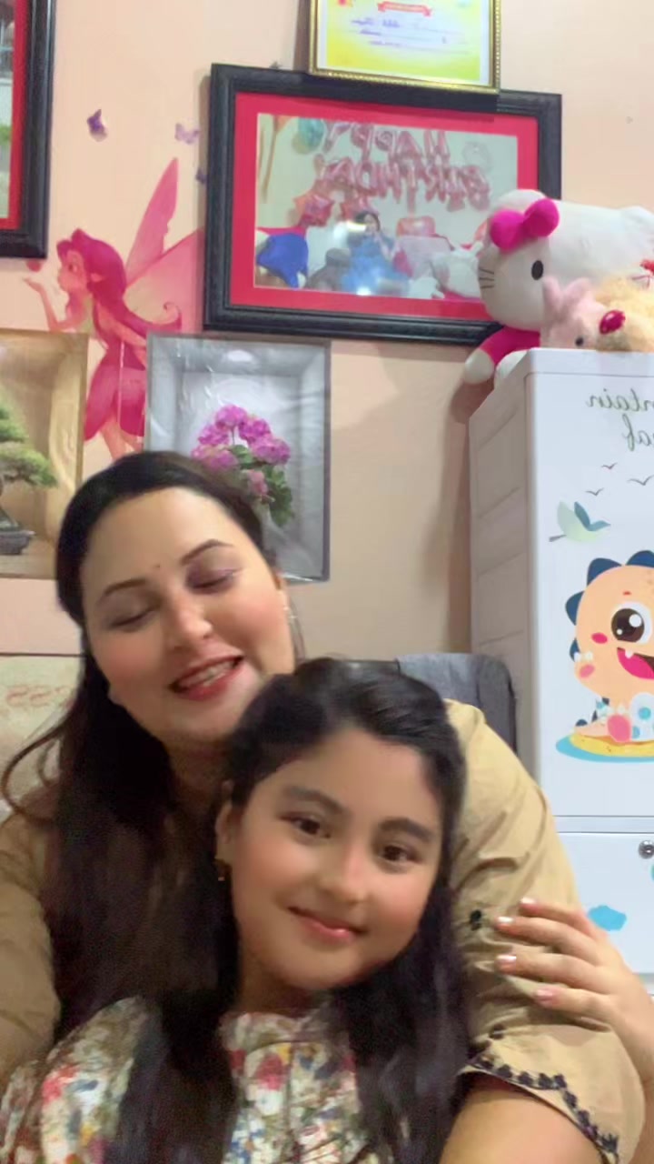 @Dipa lohani💫🦋
