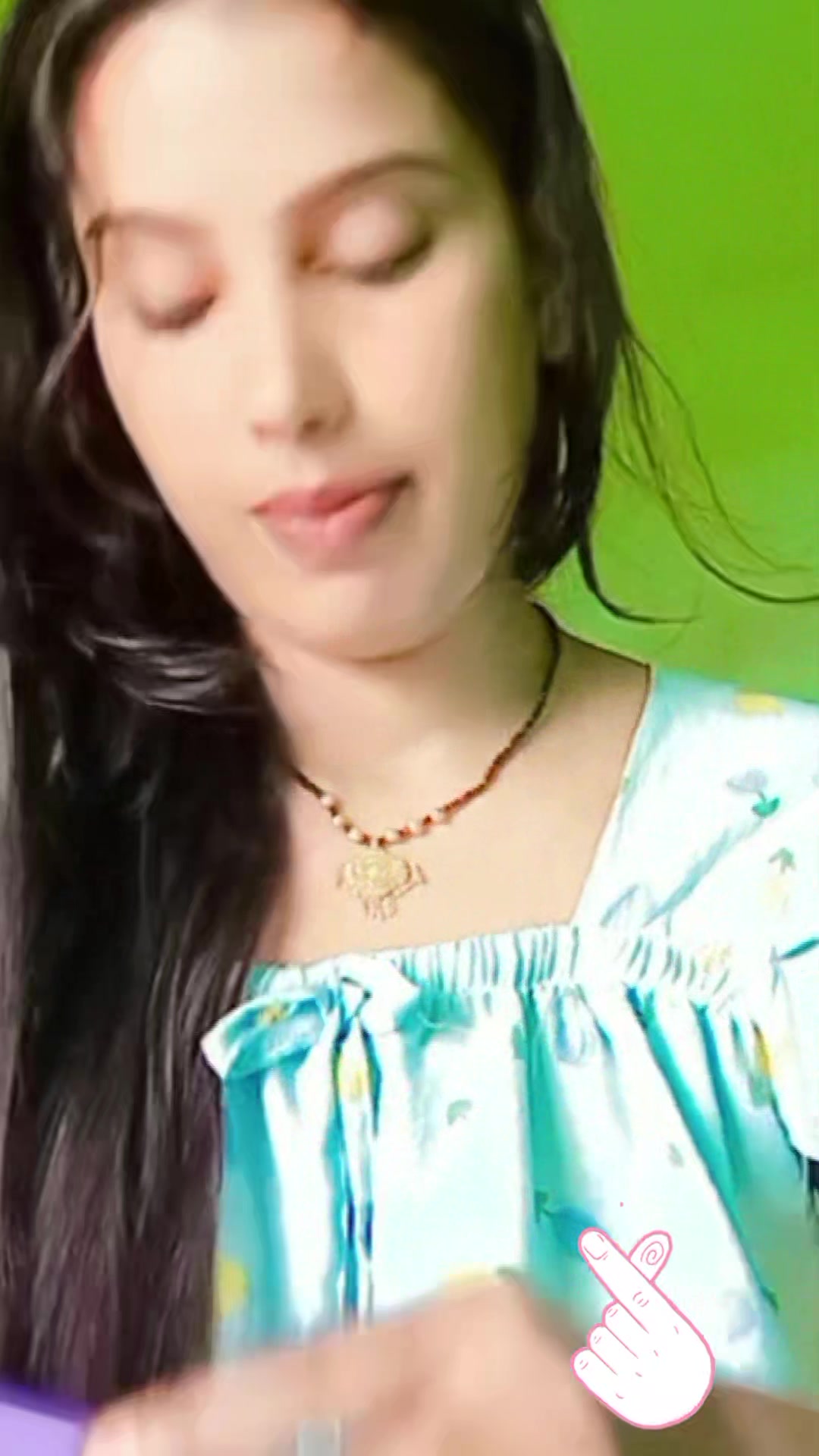 @Gudiya_queen  👑