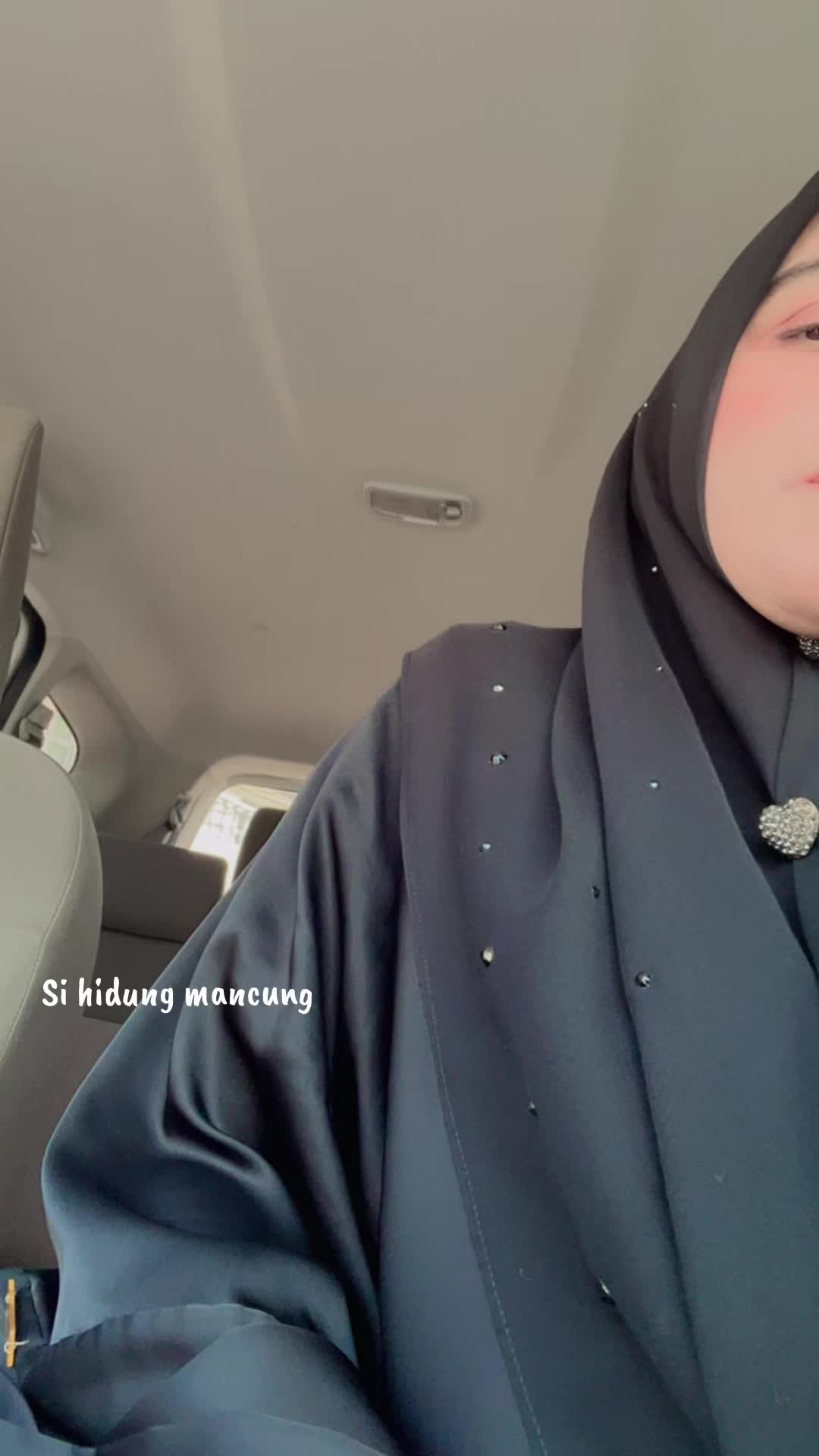 @si_hidungmancungmiela