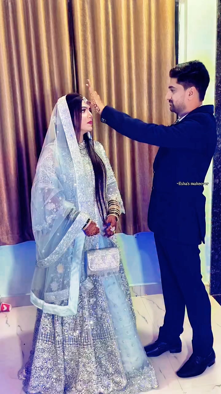 @Couple Video1