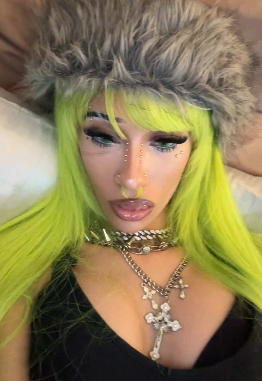 @🧛🏼&zwj;♀️