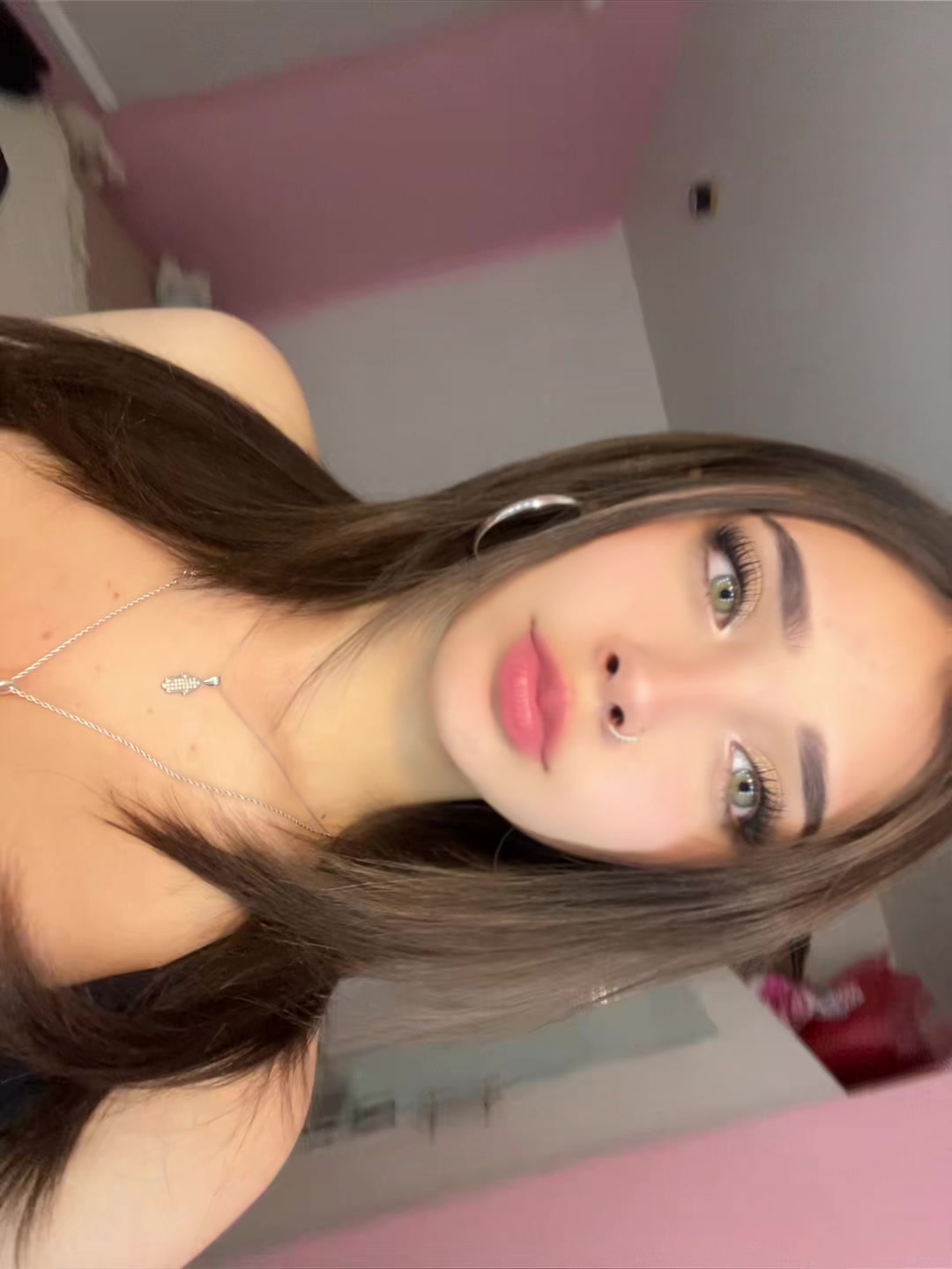 @𝒮𝒽𝒶𝓁𝑜 🩶