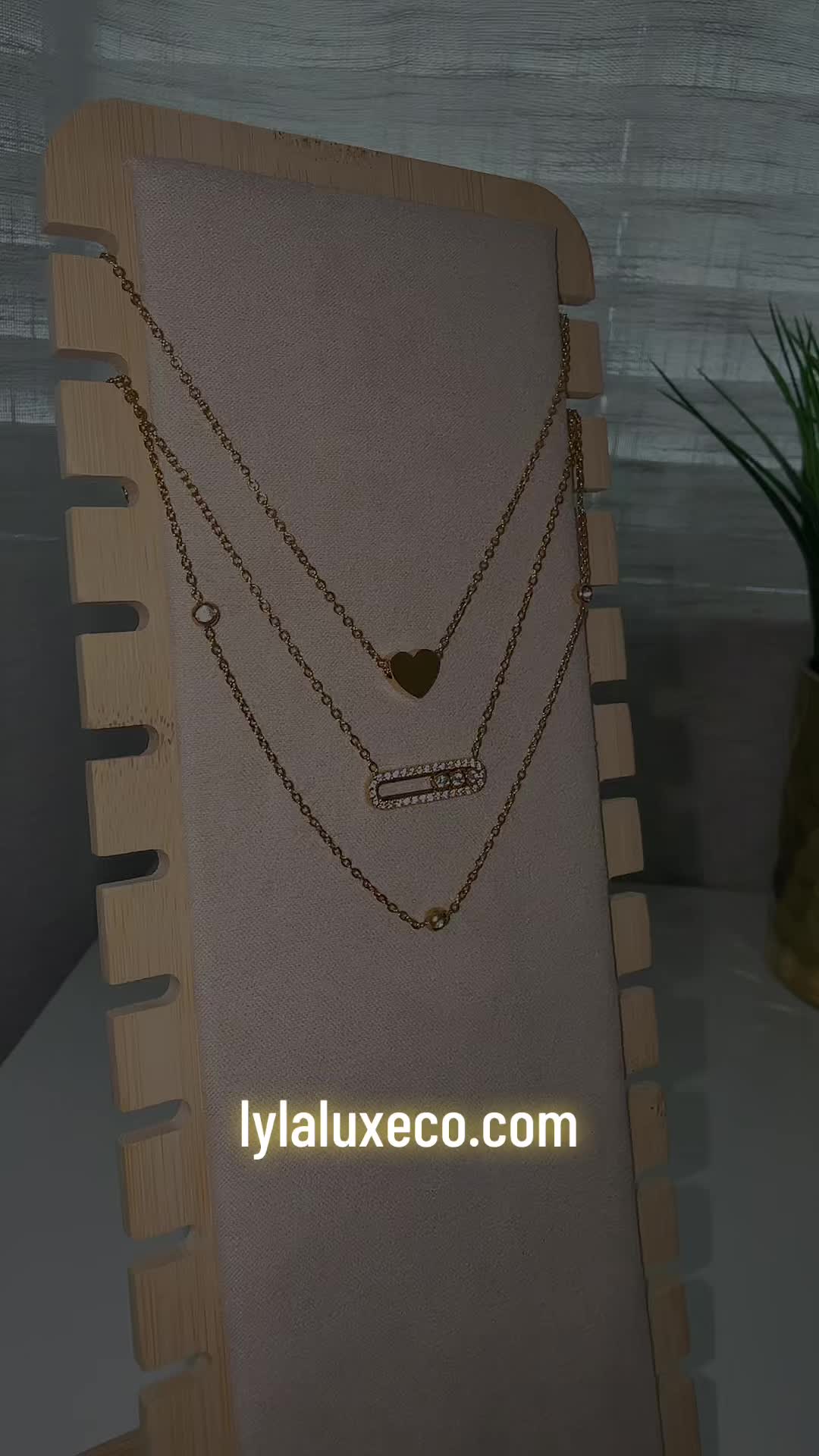 @LylaLuxe.Co