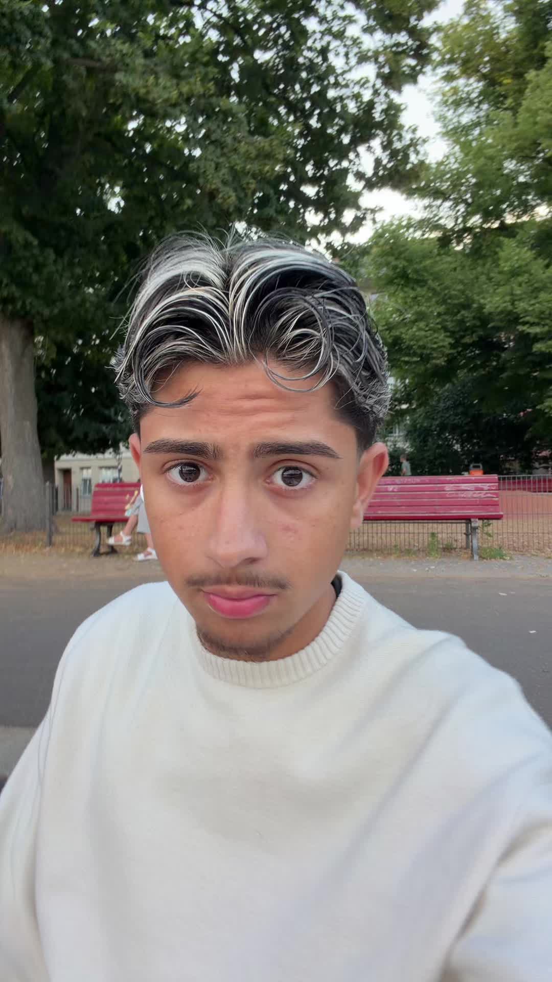 @🥥