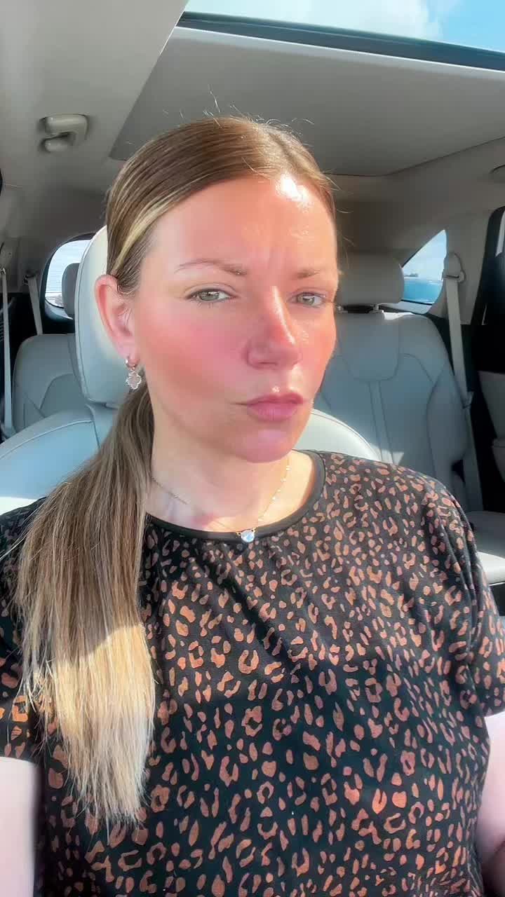 @Ashley Marie 🎀