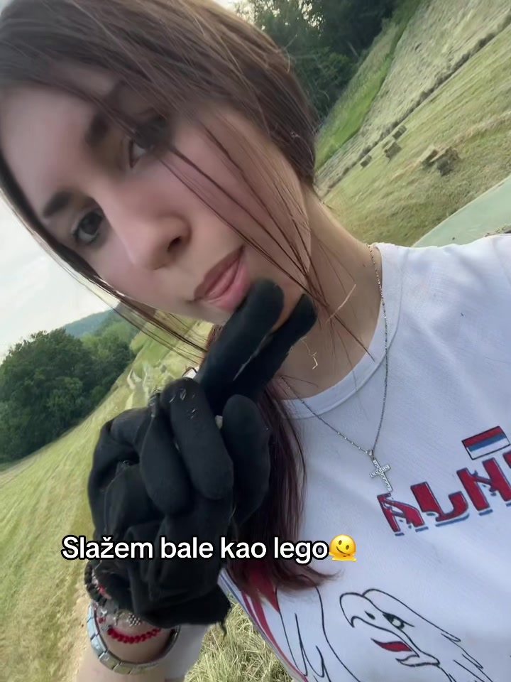 @༄𝓗𝓮𝓵𝓮𝓷𝓪༄