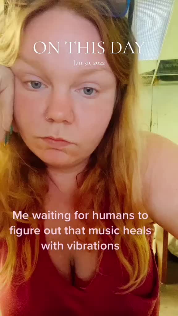 @The_Hood_Fae