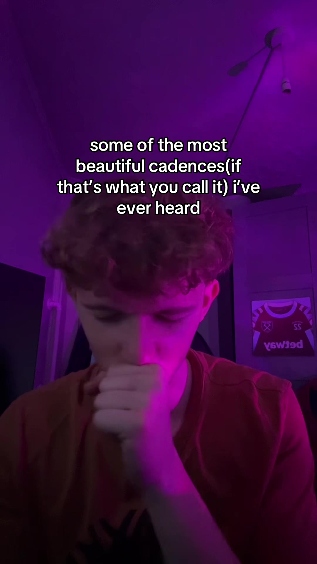 @deeceyy