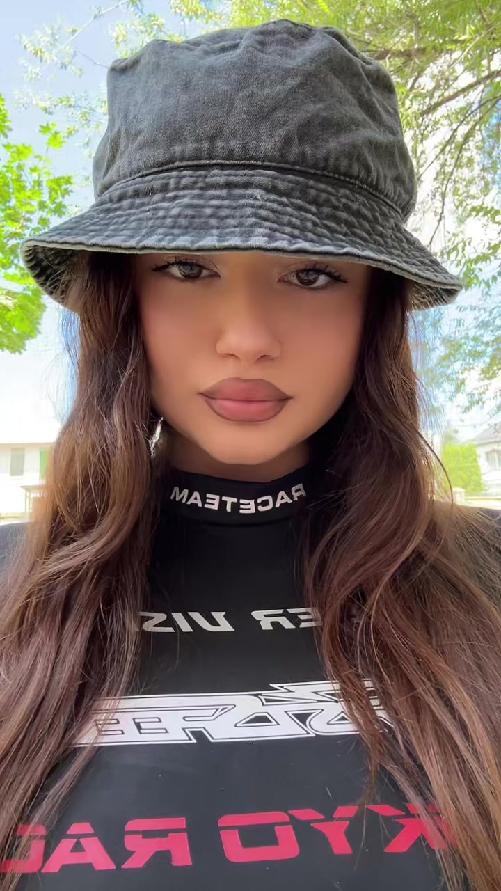 @Варя