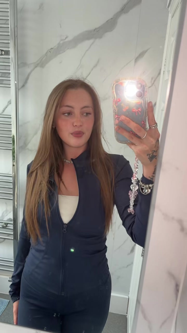 @LaceyMarie🩷