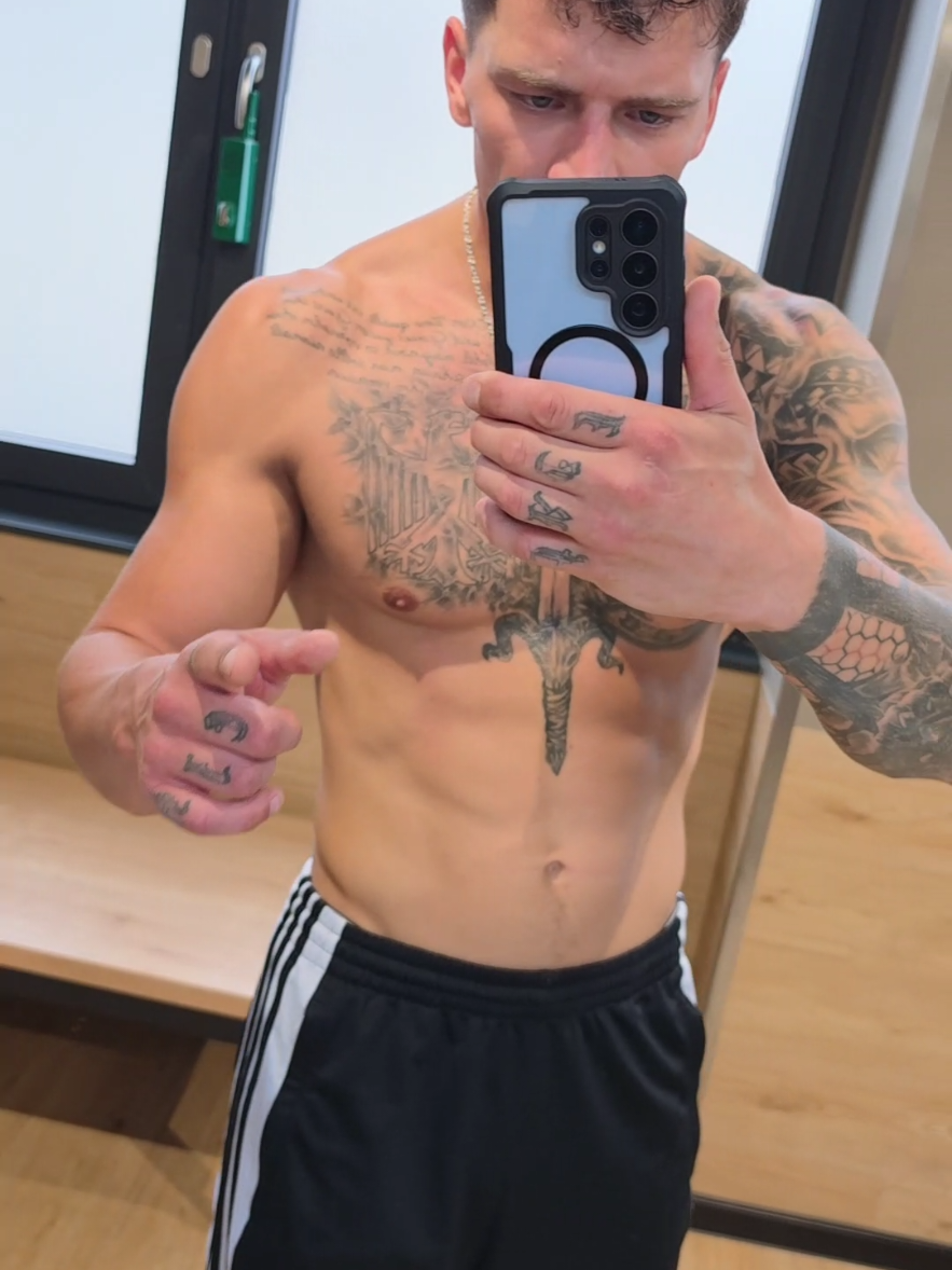 @Fitnessmensch