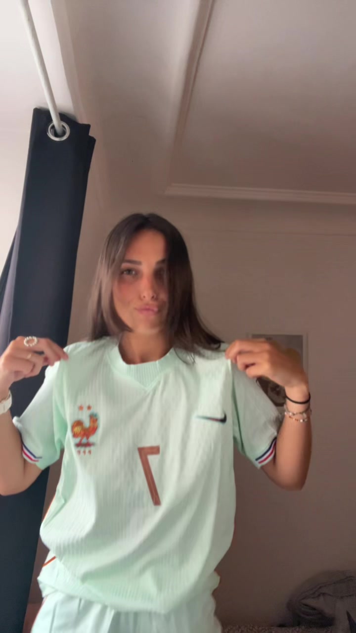 @Moe 🍋🪩🐆