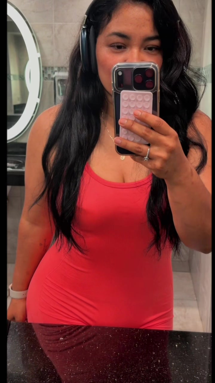 @Adriana Lucero 🌷