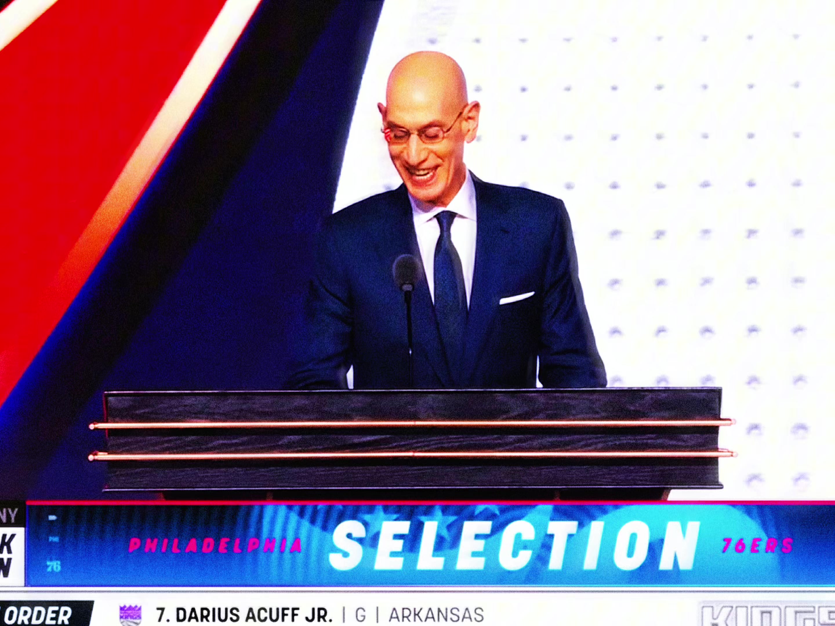 @&reg;