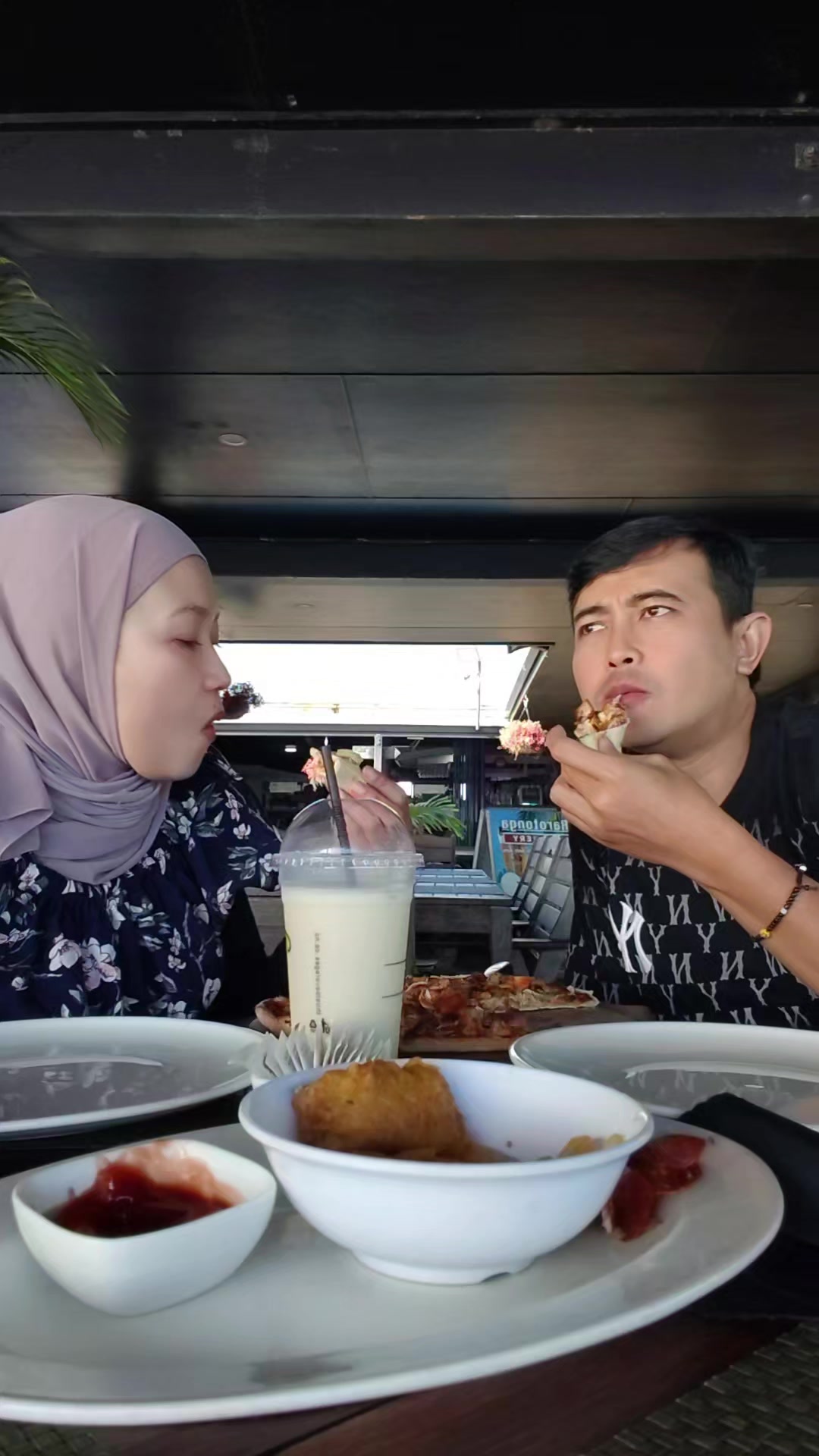 @shintya.muditha