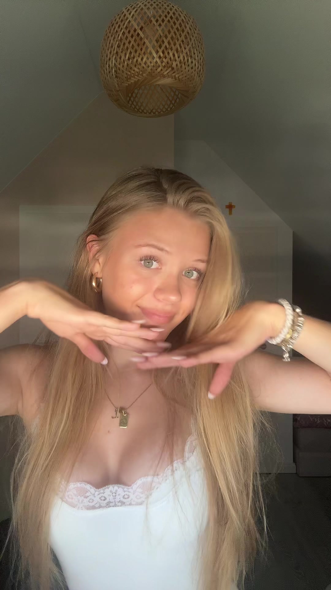 @𝗏𝗂𝖼𝗄𝗂