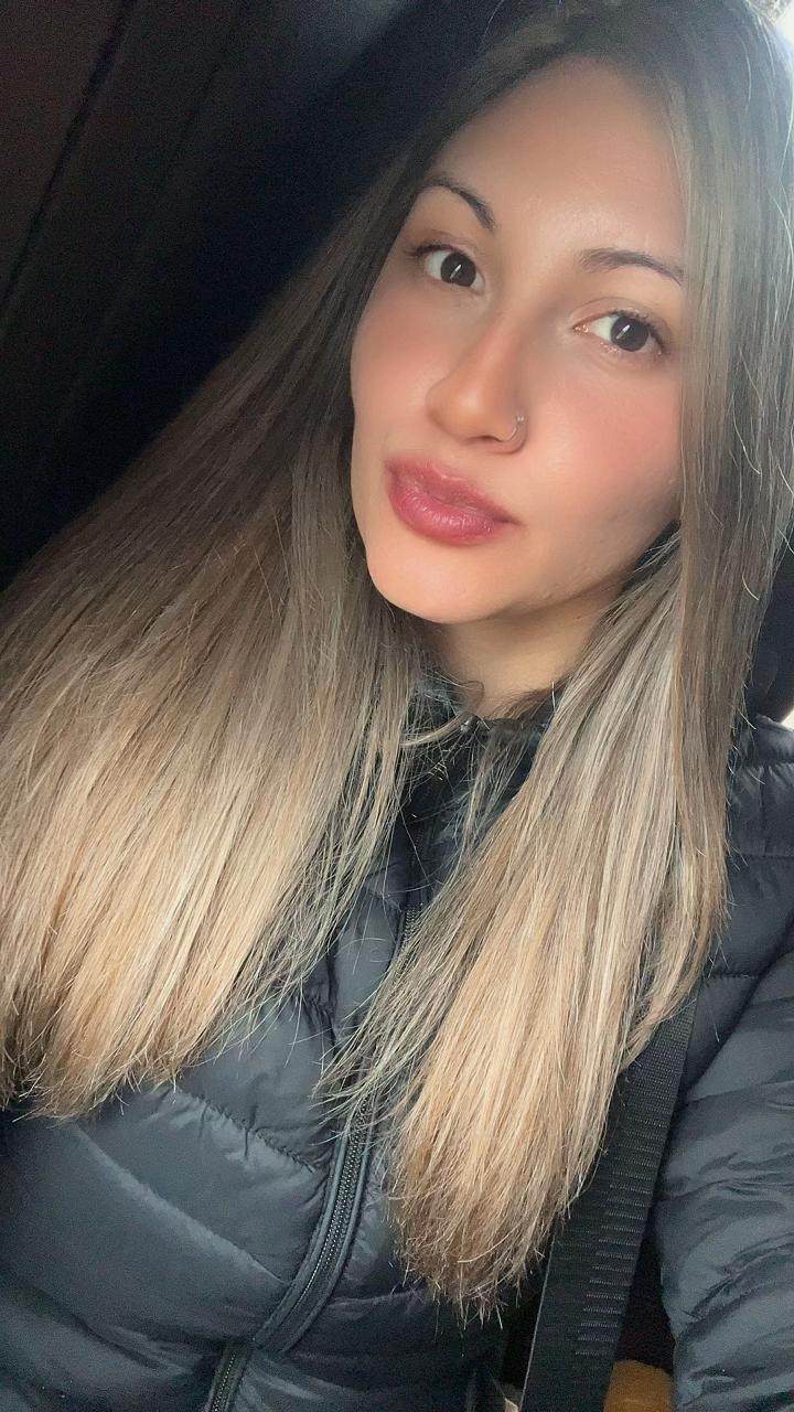 @ANI🍑🍒🫦
