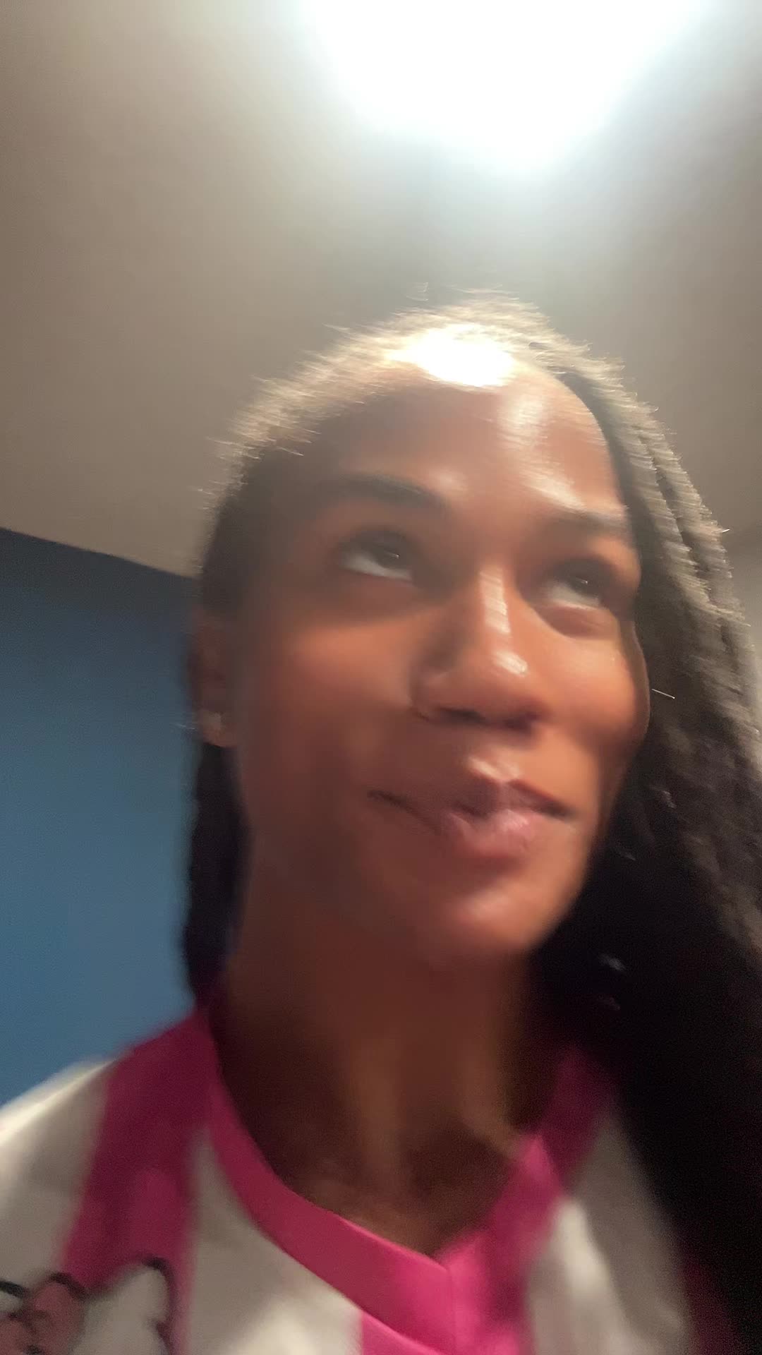 @tyraglossier