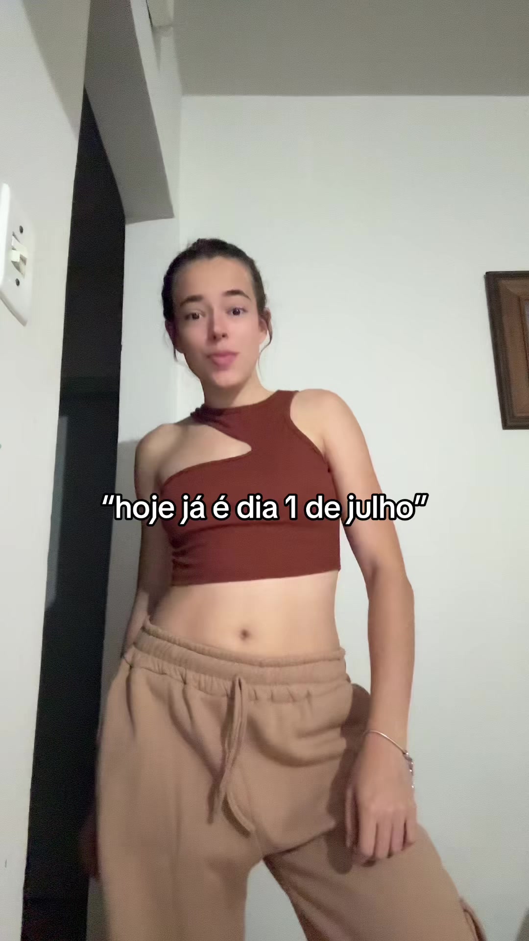 @Julia Andrade