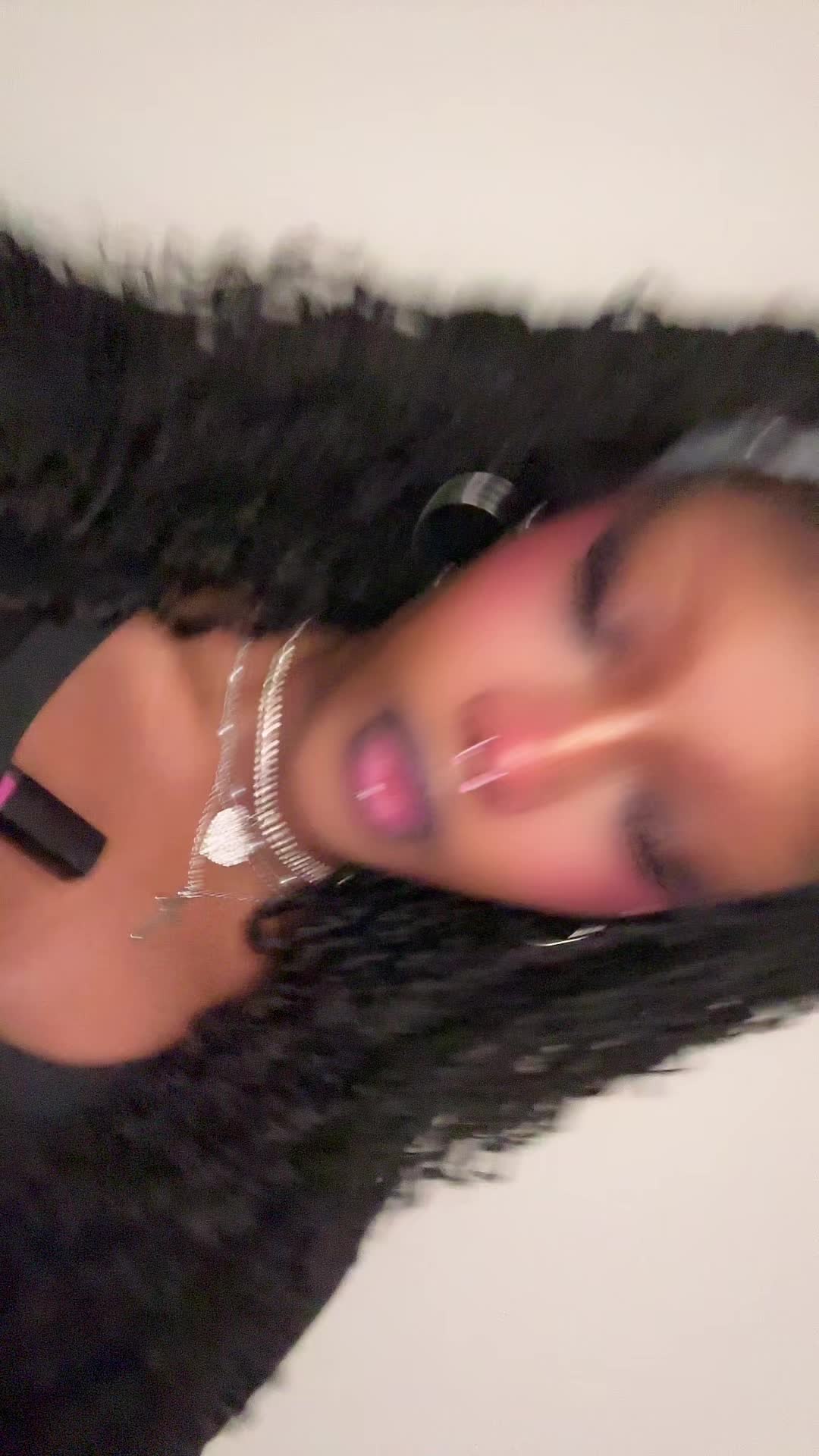@vixen