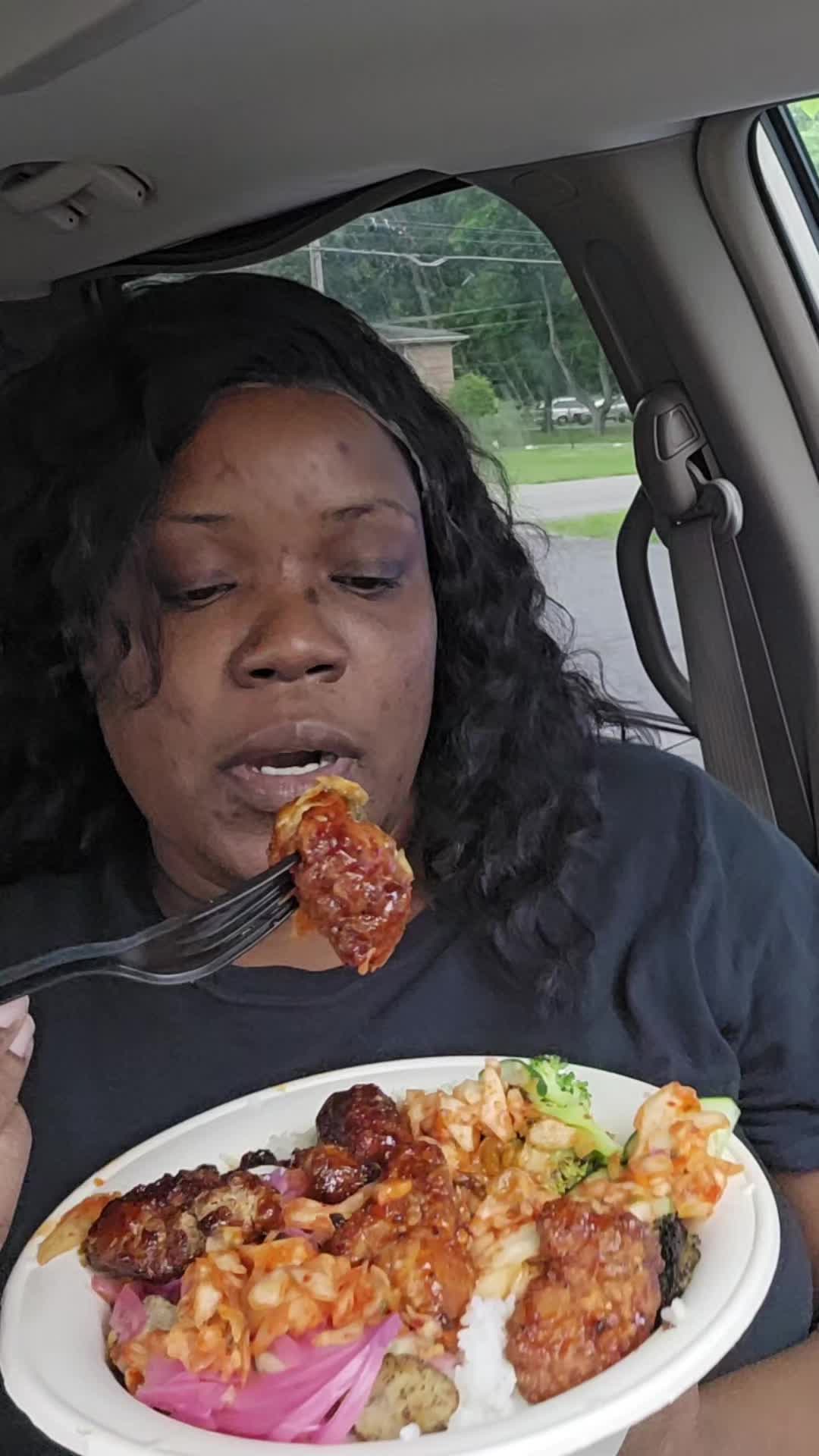 @mizzmukbangz
