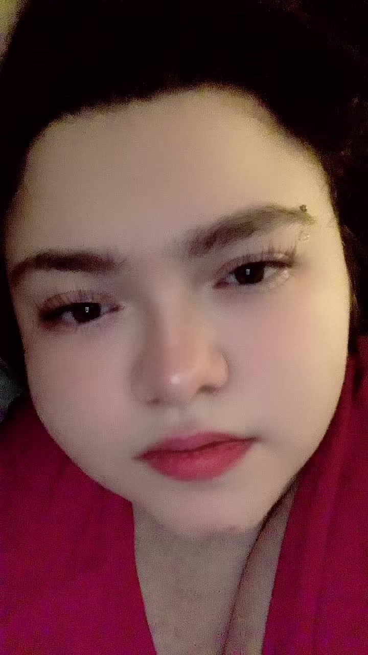 @FluffiBuniTushie