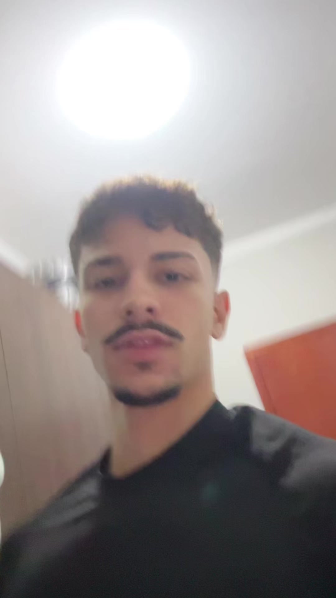 @𝑳𝒖𝒄𝒊𝒂𝒏𝒐 𝑴𝒖𝒏𝒊𝒛