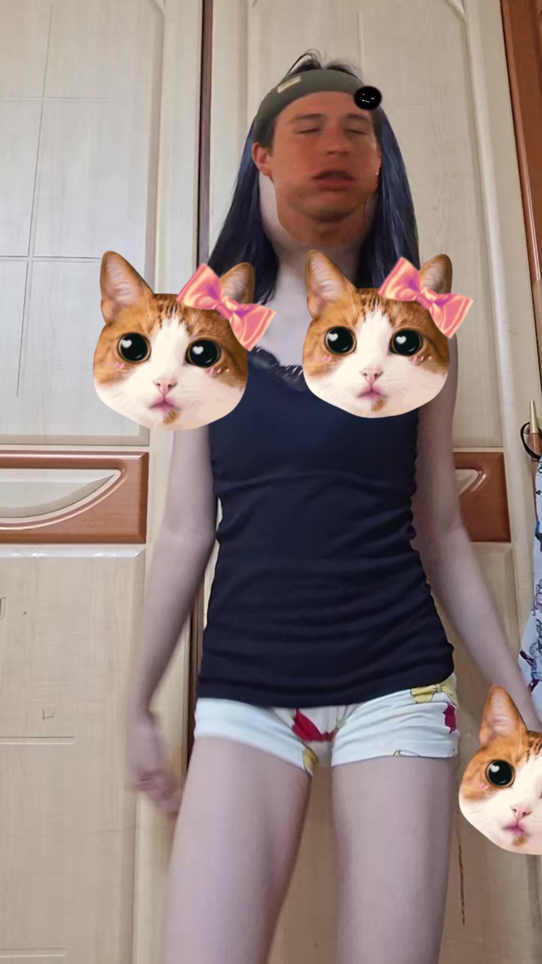 @敏吉