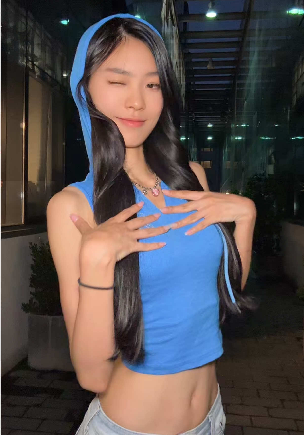 @NanaVLive