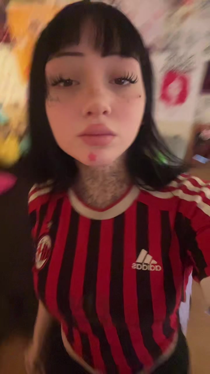 @Vaneeee
