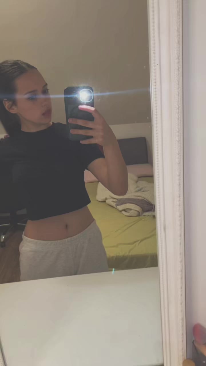 @🪽