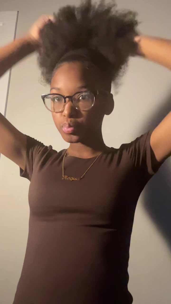 @👸🏾